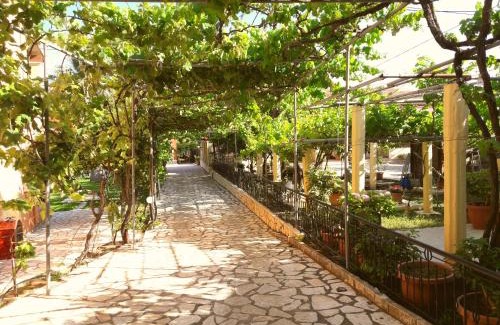 Acharavi Apartment | Bungalows Niki