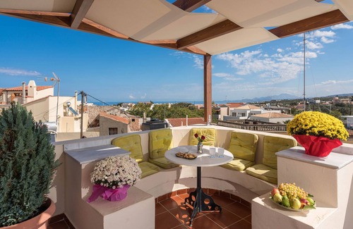 Atsipópoulon Apartment | Calergi 8❤️️Self check-in❤️Very Fast Wi-Fi🌼Private outdoors space🏡Kitchen❤️️