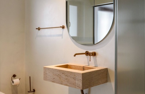 Plintri Hotel | Charisma Hotel and Wellness Suites