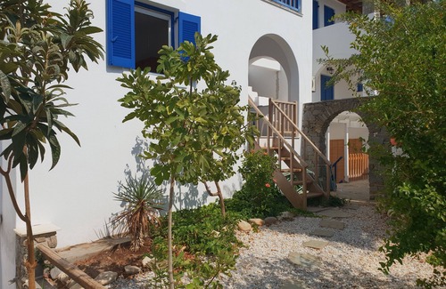 Aliki Apartment | Charming Beach Apartment - Excellent Location