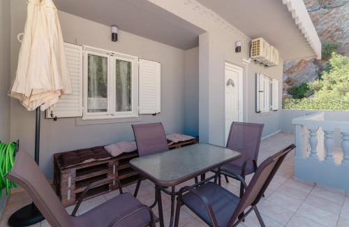 Minoa Pediada Apartment | Coastal Bliss- Tsoutsouros