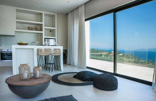 Leivathos Villa | Contemporary Villa, A/C, Private Pool, Magnificent Panoramic Sea View - Just 5mins drive to Beach!