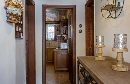 Corfu Town House | Country House with spacious garden