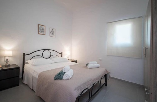 Ierapetra Apartment | Cozy Apartment in Ierapetra