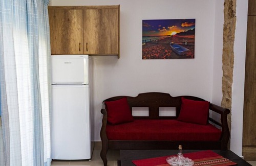 Old Hersonissos Apartment | Cretan Muses Traditional apartments