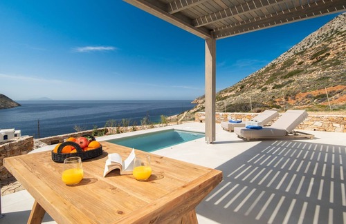 Sifnos Villa | Dazzling Sifnos Villa | Villa Harbor |.