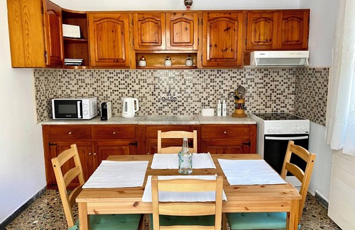 Glossa House | Demie and George House with stunning view