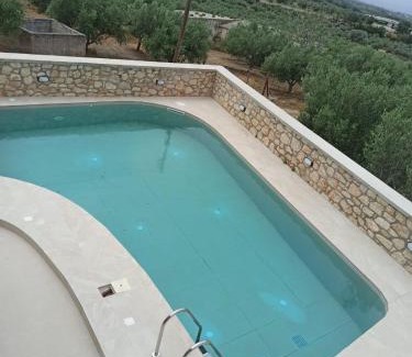 Skouloufia Villa | Elegant villa with sea view in Crete