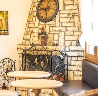 Kalavrita Hotel | Enastron