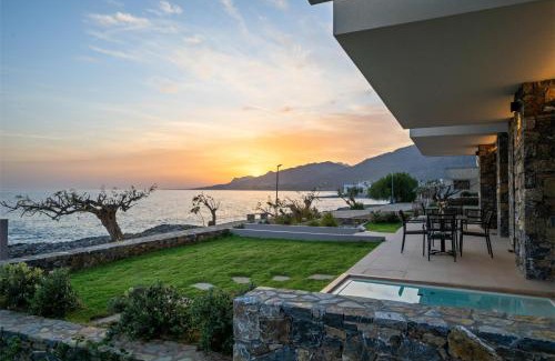 Koutsouras Apartment | Evelmare Beachfront Apartments