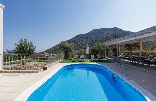 Vlichada Villa | Family Villa Basilicata Gloria with Private Pool, bbq & Kid's Play Area
