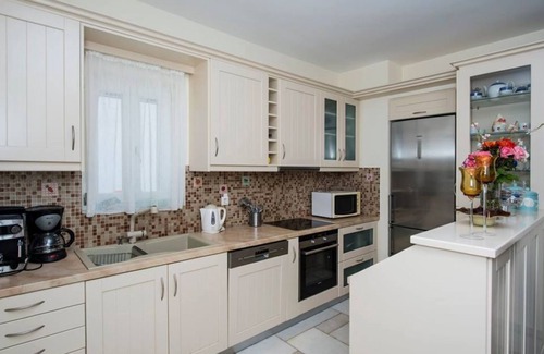 Aliki Villa | Family Villa in Aliki Paros