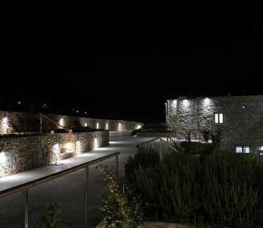 Schoinousa House | Filotimia