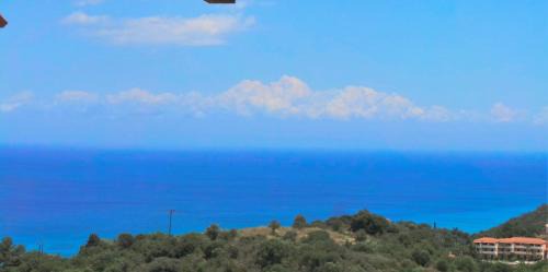 Xirokastello Apartment | Fiore Hill Sea View Studios