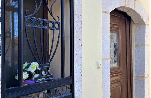 Piskopiano House | Geo village maisonette