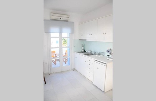 Naxos Apartment | Glyfada Studio with Sea View