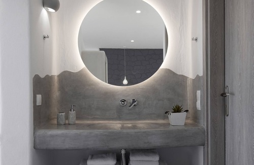 Imerovigli House | Golden East Hotel