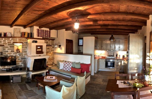 Agios Vlassios Villa | Great Pelion Villa | Villa Dioni | 2 bedrooms | Aghios Georgios