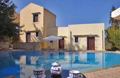 Douliana House | Heliopetra studios, small village close to beaches