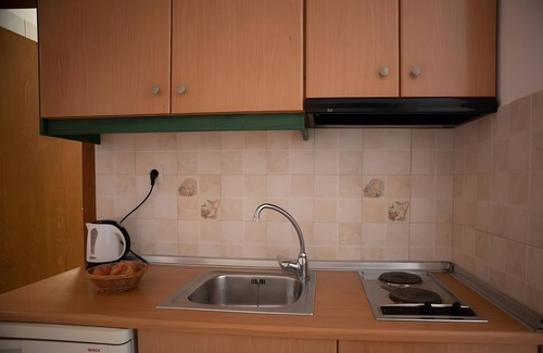 Mirtos Apartment | Holiday Apartment "Standard" with Sea View, 2 Shared Terraces & Wi-Fi