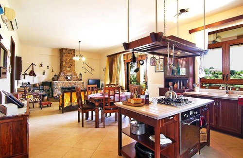 Apokoronas House | Holiday home with pool