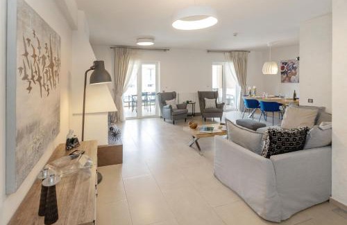 Varkiza Apartment | Holiday Maisonette in Varkiza by GHH