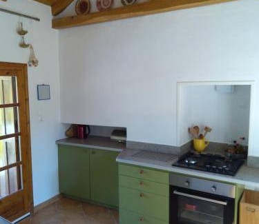Lesbos House | House ∙ 3 bedrooms ∙ 5 guests