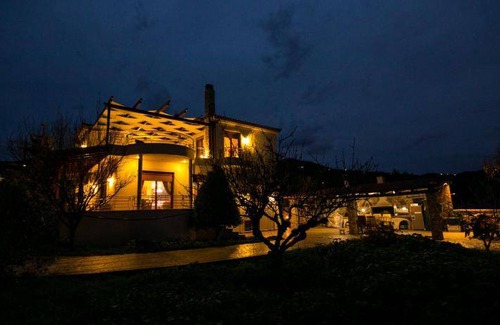 Salamis House | House ∙ 4 bedrooms ∙ 8 guests