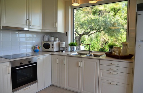 Sithonia Apartment | Idyllic located holiday apartment at the sea, Wifi, Vourvourou, Chalkidiki-Sitho