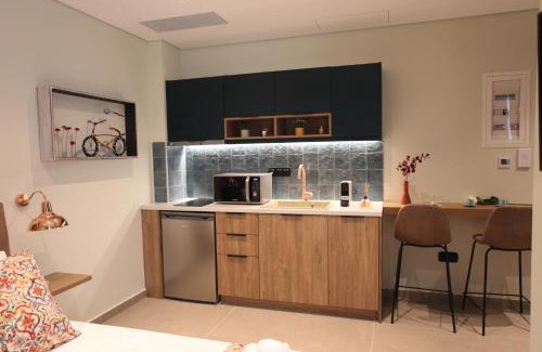Thissio Apartment | IPELHOME-Avissinias Boutique Apartments