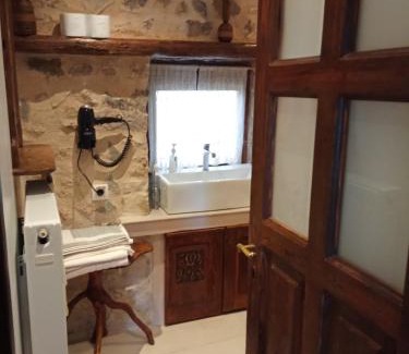 Dimitsana House | Irini's studios