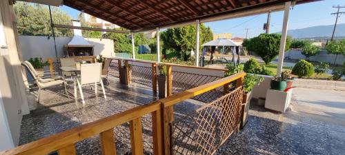 Isthmia House | Isthmus Filoxenia