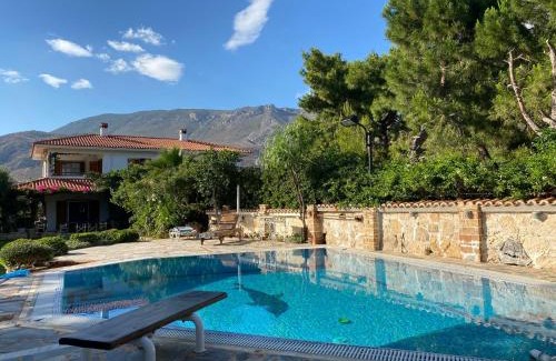 Kineta Villa | Kineta luxury House