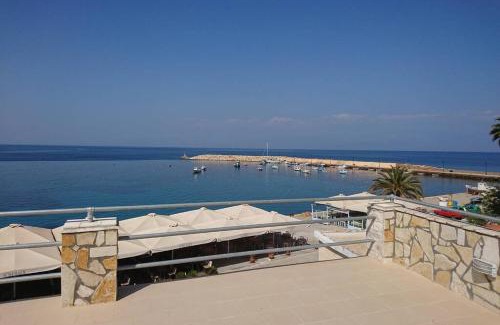 Koroni Apartment | KORONI MARE -Sea view apartment/διαμέρισμα με θέα στην θάλασσα