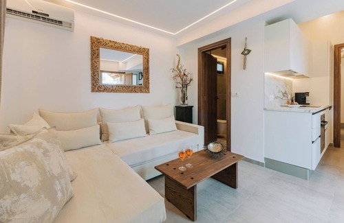 Lardos Villa | La Casetta Della Nonna