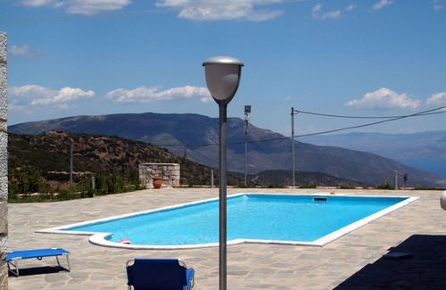 North Kynouria House | "Lemonia" Luxury Villa Apartment