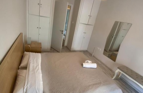 Athens Apartment | Lovely apartment/1bedroom next to metro
