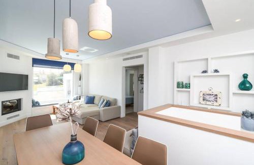 Kineta Villa | Luxurious Villa MALOMAR