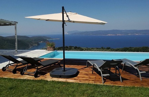 Skiathos Villa | Luxury Villa in Kechria 2
