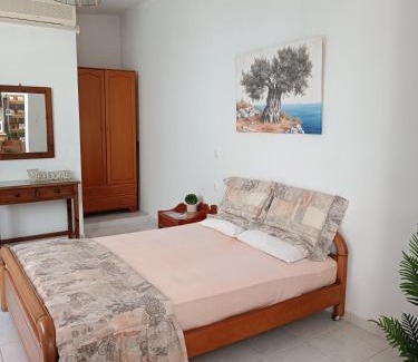 Petaloudes Apartment | Maria Studios & Apartments
