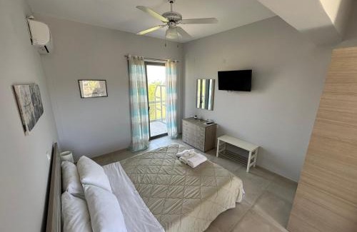 Paralio Astros Apartment | MariRena Plaz