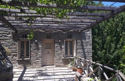 Menites Villa | Menites Springs Villa