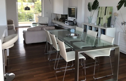 Alimos Apartment | Minimalistic apartment in Athens riviera