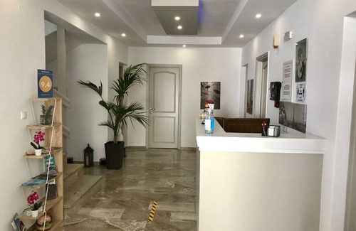 Paros House | Motel ∙ 8 guests