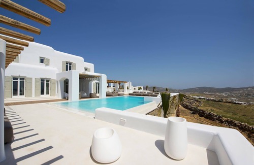 Tourlos Villa | My Rental Homes - Villa Zinovia with private pool and sea view