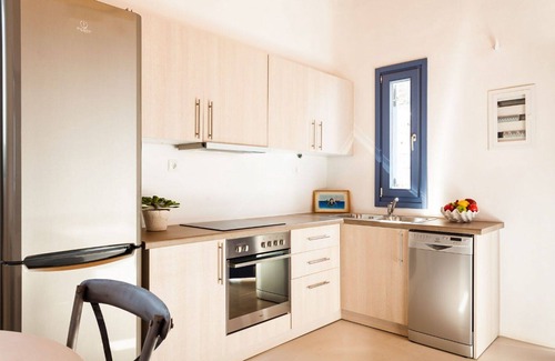 Panormos Villa | My Rental Homes - Villa Smaragdi with sea view and air conditioning