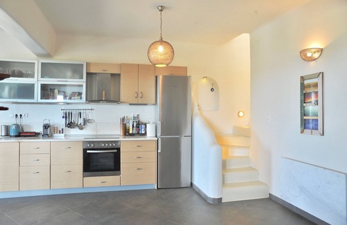 Maragas House | Naxos beach house, one minute away from the beach!