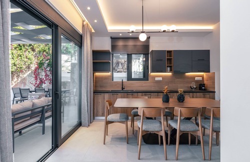 Prinos Villa | Newly Renovated Villa w/private pool & Ping-Pong