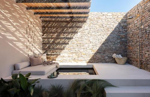 Sifnos Hotel | NOS Hotel & Villas
