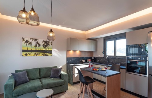 Petaloudes Apartment | Palmeral Luxury Suites - Robelini First Floor